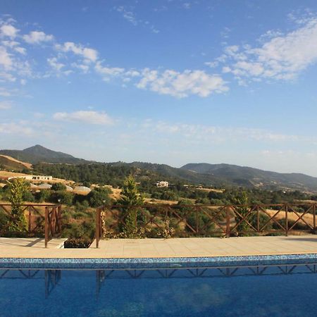 Martika Luxury Villa Agia Marina (Northern Cyprus) Exterior foto