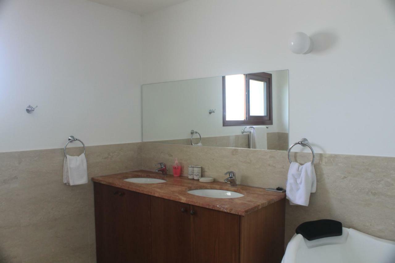 Martika Luxury Villa Agia Marina (Northern Cyprus) Exterior foto